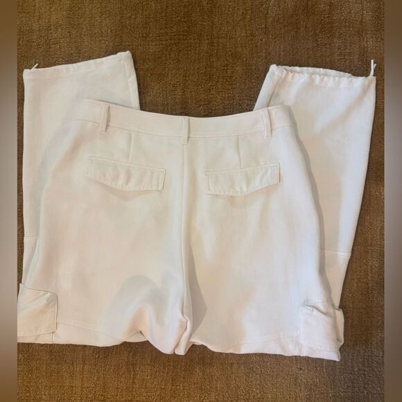 ARITZIA Wilfred Project Cargo Pants in cream size 12 - Picture 9 of 10